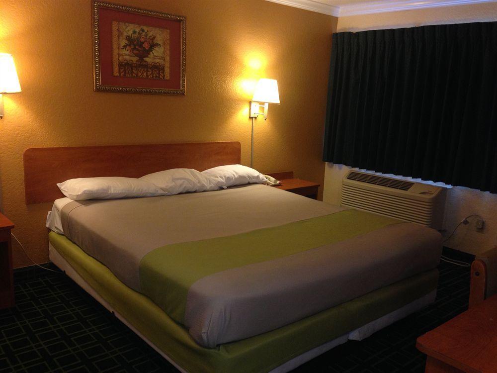 Value Inn Bellflower Kültér fotó